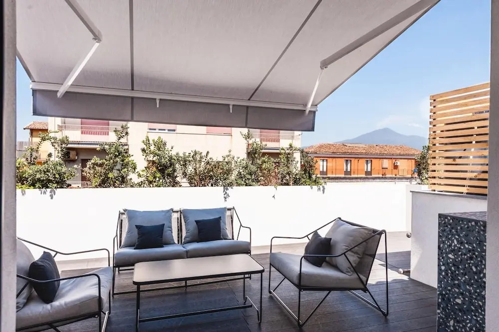Grimaldi Apartments with terrace by Wonderful Italy