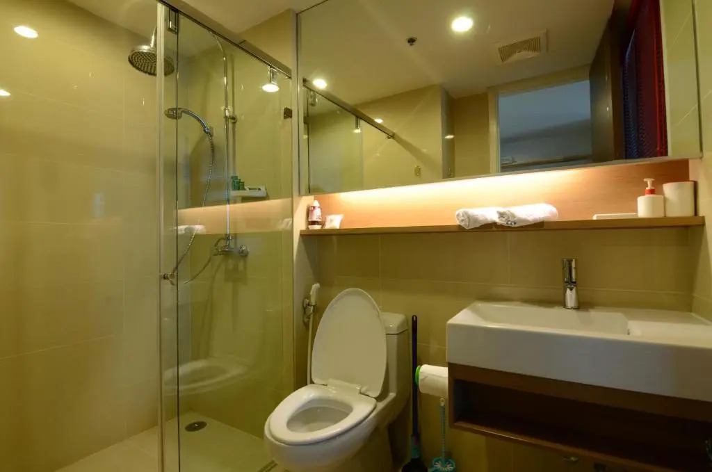 Cozy Studio Walk to BTS Free Wi-Fi Great Location