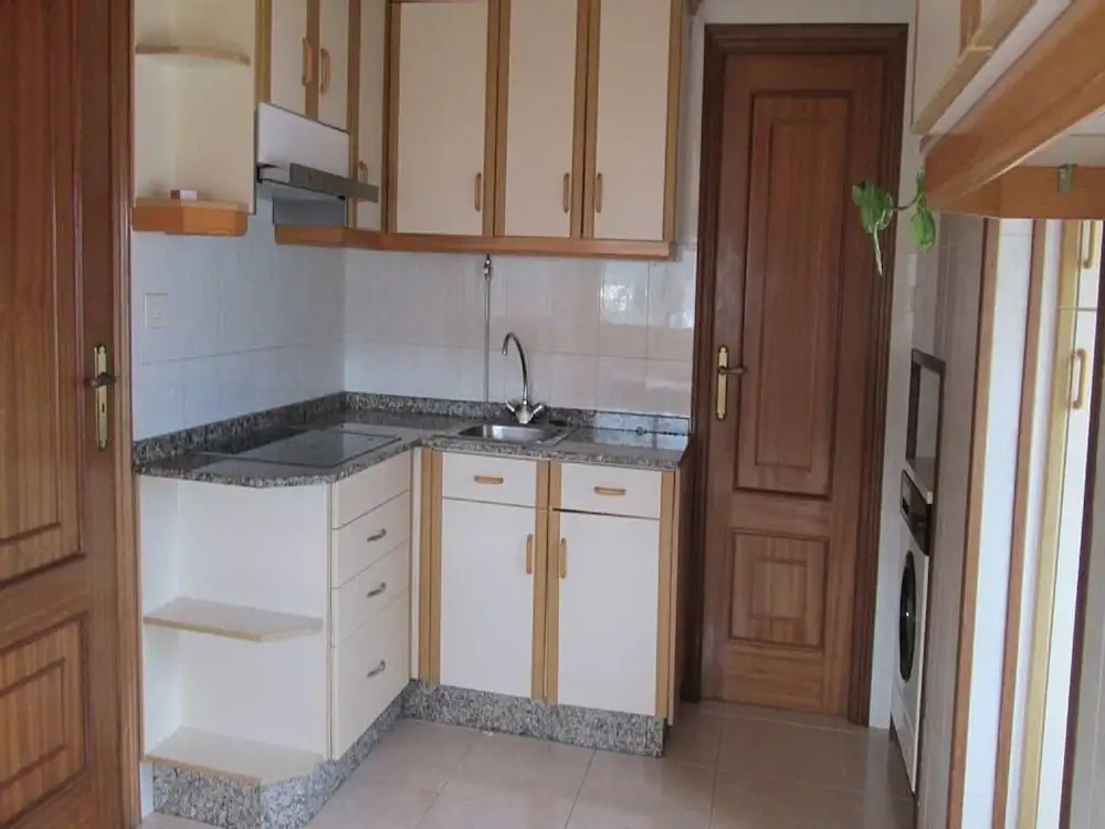 Galicia 100424 3 Bedroom Apartment By Mo Rentals
