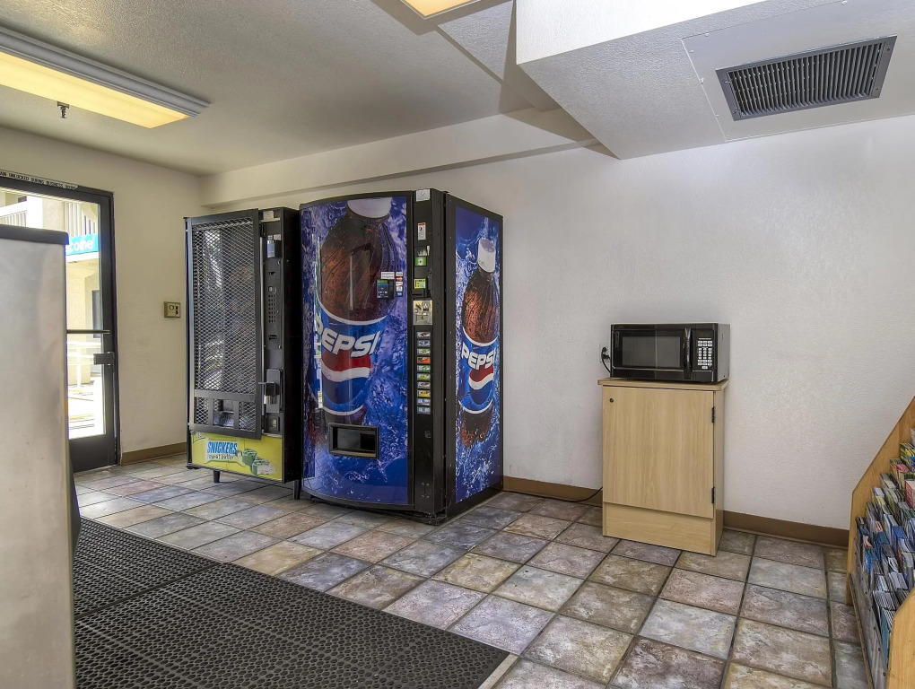 Motel 6-Carlsbad, CA Beach