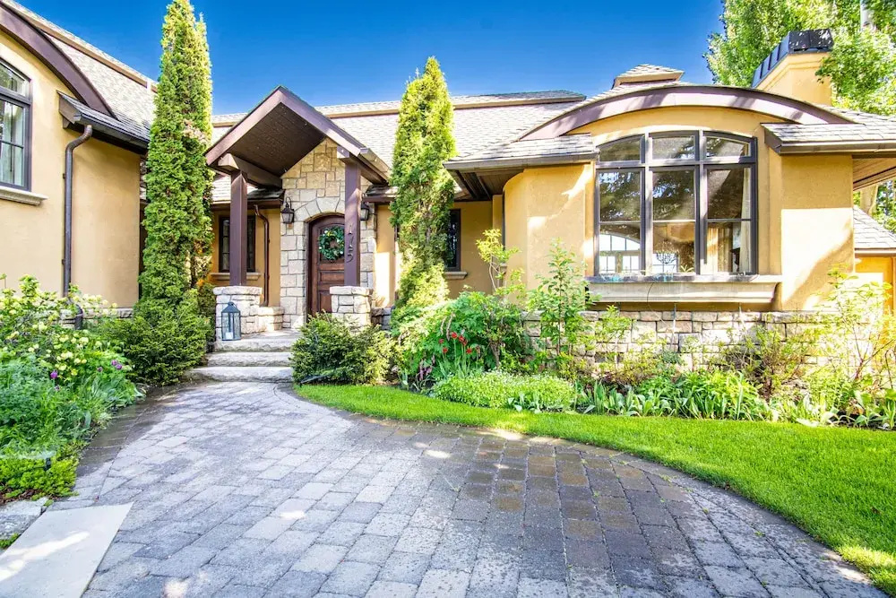 Chateau Du Soleil- Luxury Home Near Ski Lifts & Downtown Ketchum
