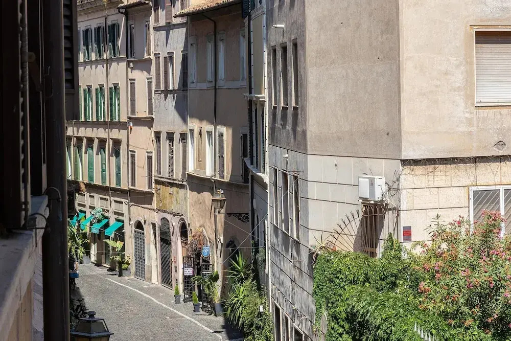 Rental in Rome Santa Margherita Apartment