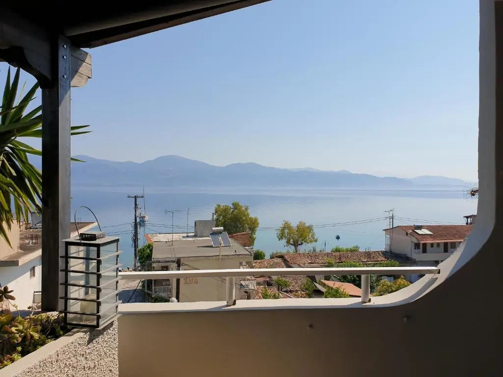 Selianitika Bay Loft 360