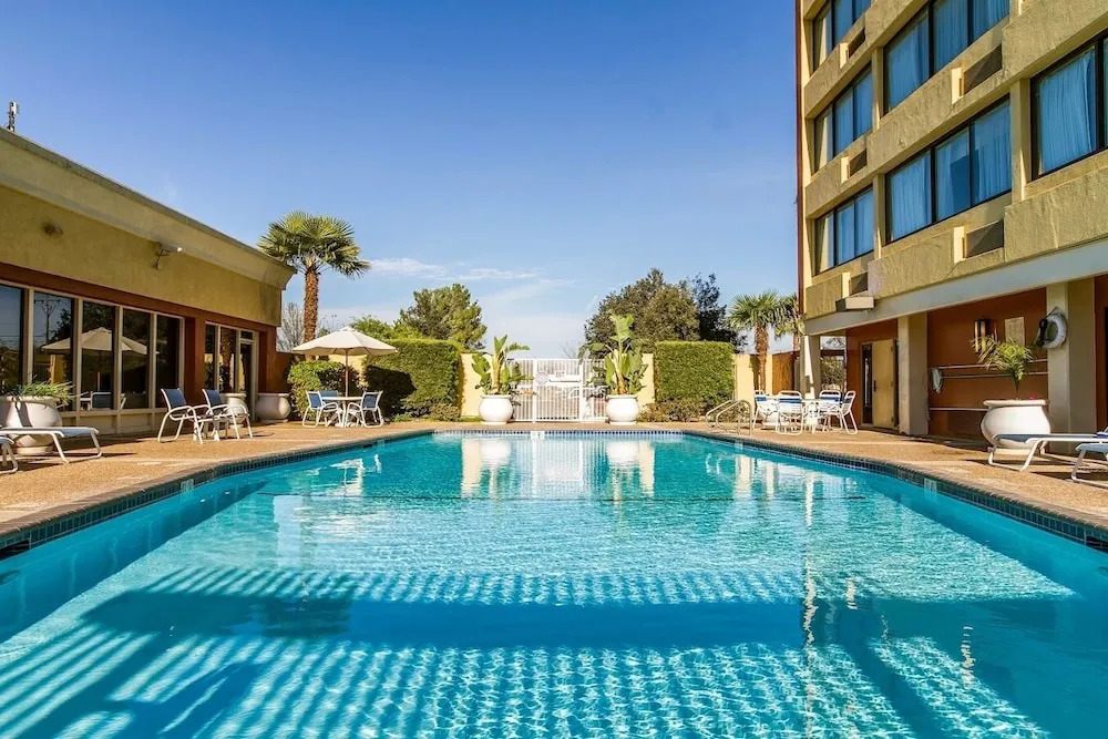 Holiday Inn Concord