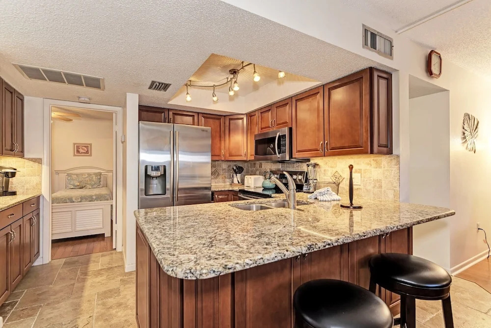 Midnight Cove Ii 612f - Bayside Beauty! 2 Bedroom Condo