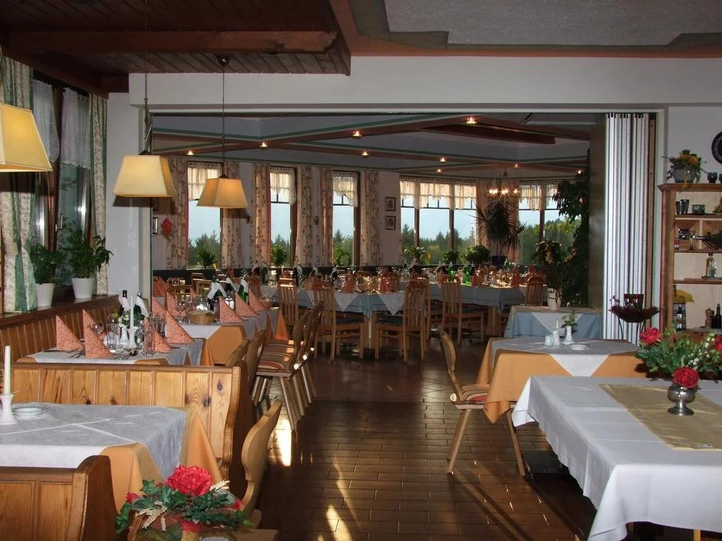 Hotel Landhof Simeter GMBH