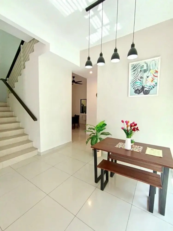 Tropical Livings Meru Ipoh Homestay