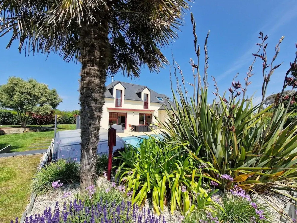 Holiday Villa With Pool in Sarzeau