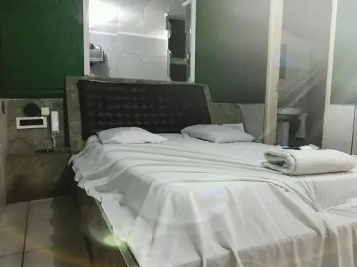 Casa Blanca Motel