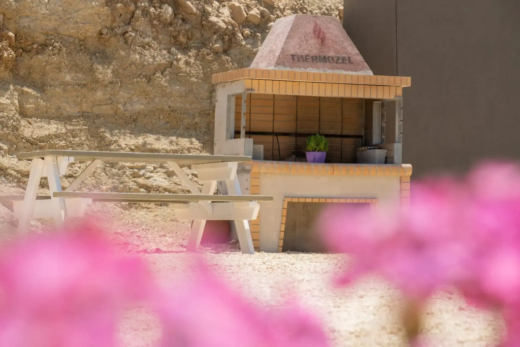 Beachfront Villa Fteri