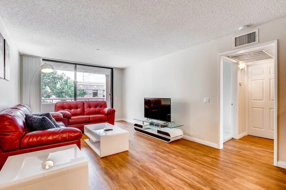Amazing 1 BR in the Heart of Gaslamp