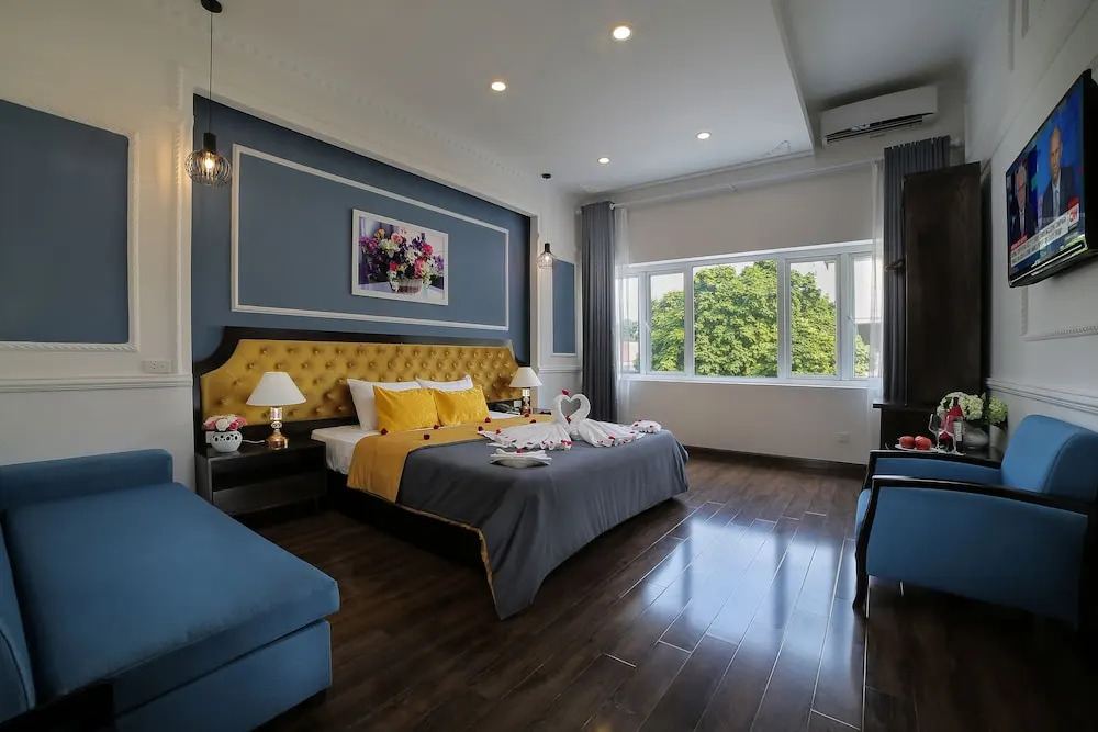 Beryl Signature Hotel & Travel