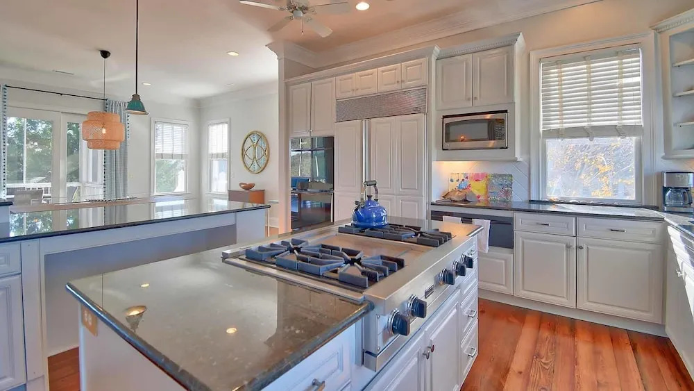 Puffins South - 7 Br Home