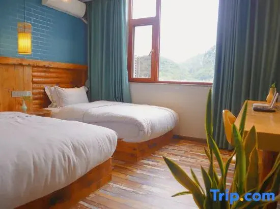 Yuxi Fuxian Lake Blue Lake Time Homestay