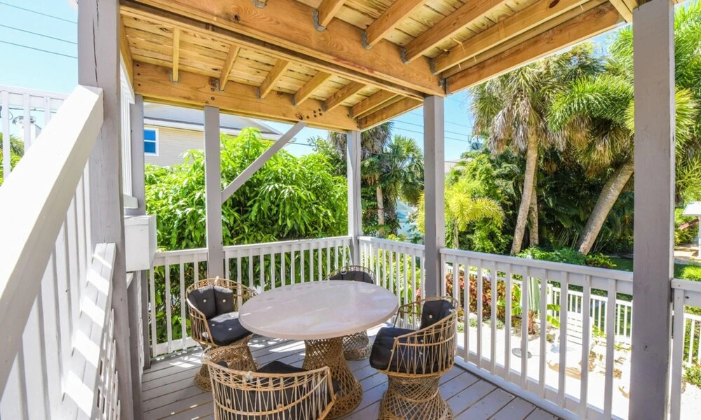 The Deckhouse by AMI Locals