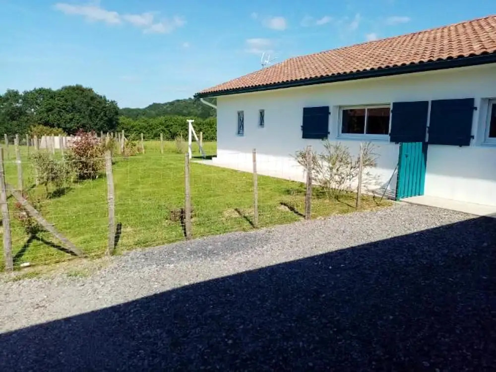 House With 4 Bedrooms in Arcangues, With Wonderful Mountain View, Enclosed Garden and Wifi - 15 km From the Beach