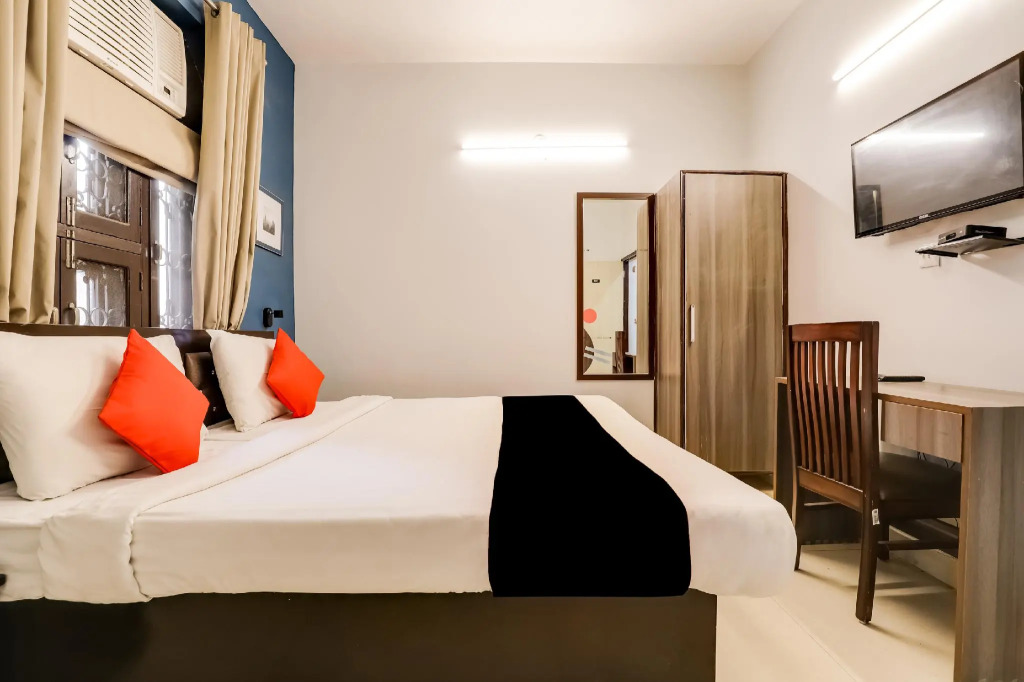 CAPITAL O71756 Hotel Silver Arrow