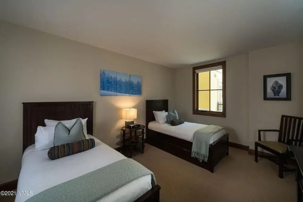 Ritz Carlton Vail #417 4 Bedroom Condo by RedAwning