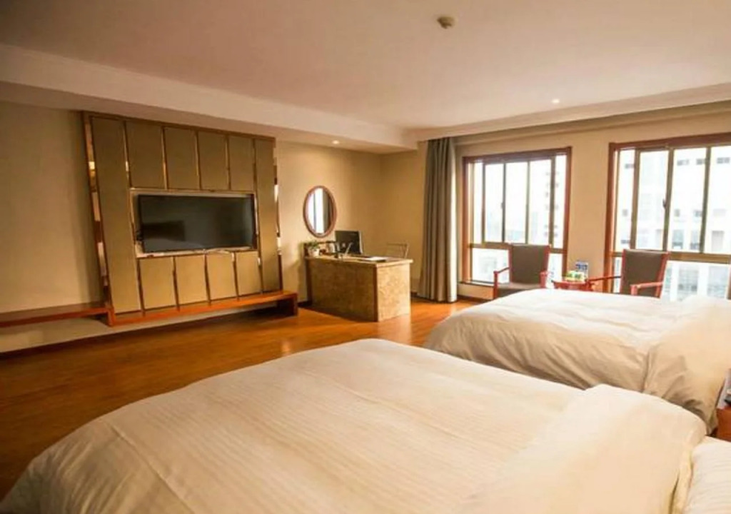 GreenTree Inn ChiZhou QinGYAng Miaoqian Road Rongxing Building Business Hotel