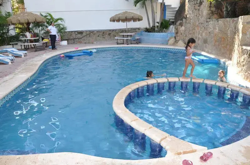 Caleta View Hotel And Bungalows