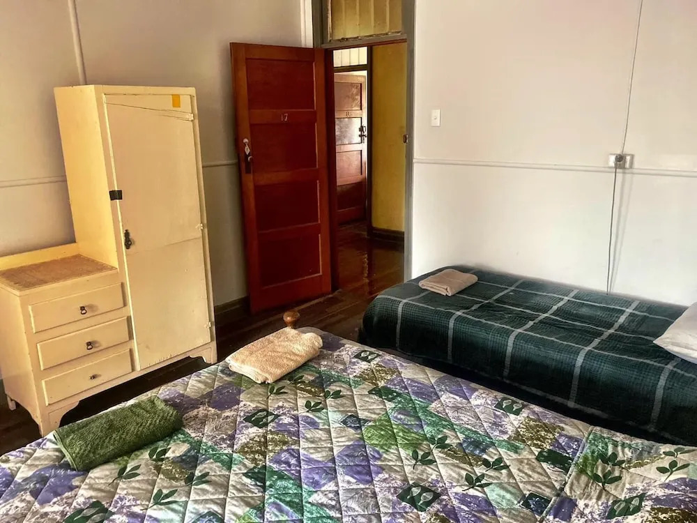 Royal Carrangarra Hotel