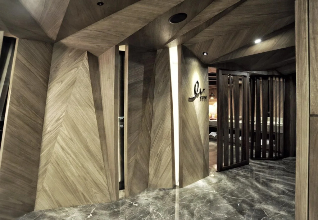 Hotel In