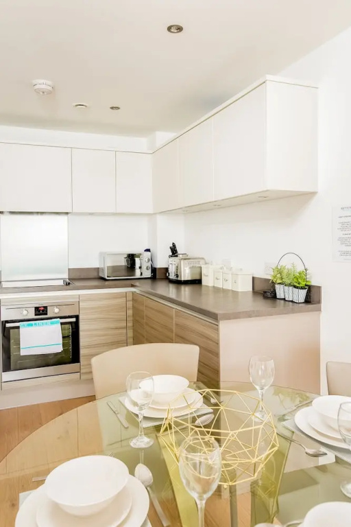 Rethink Living - Luxury Brighton Marina