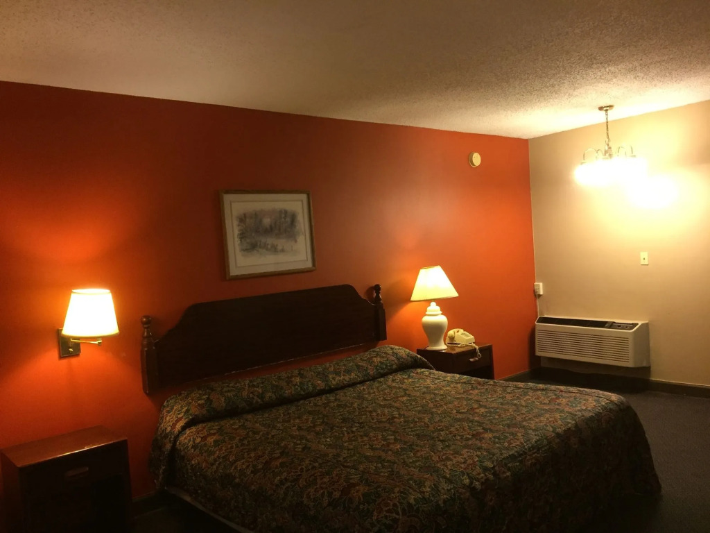 Red Carpet Inn