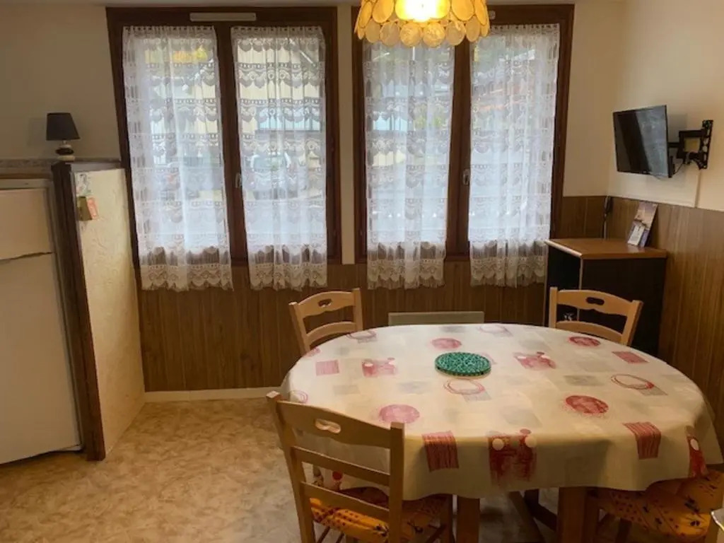 Appartement Mont-Dore, 2 pièces, 4 personnes - FR-1-415-101