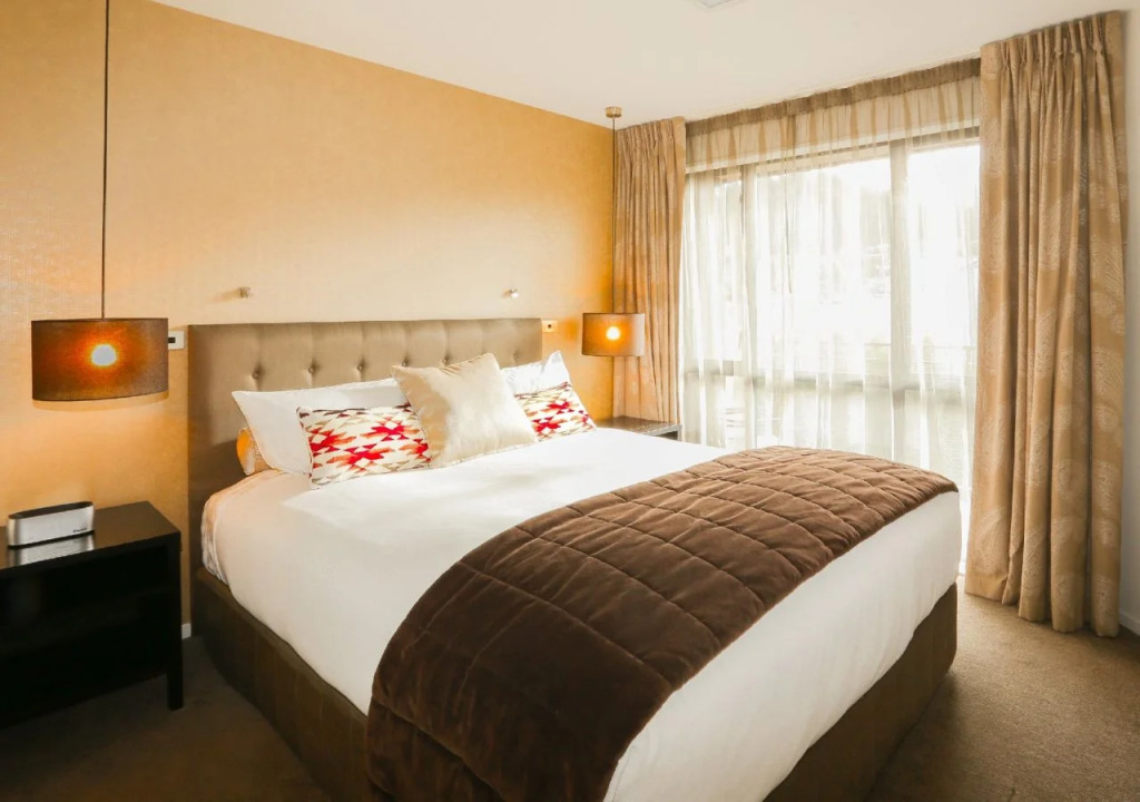 Village Lake Luxury Apartments
