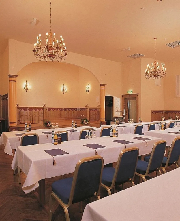 Hotel Erbgericht Buntes Haus