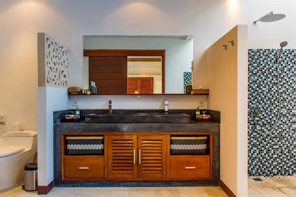 Villa Bugis Kayu Aya Seminyak
