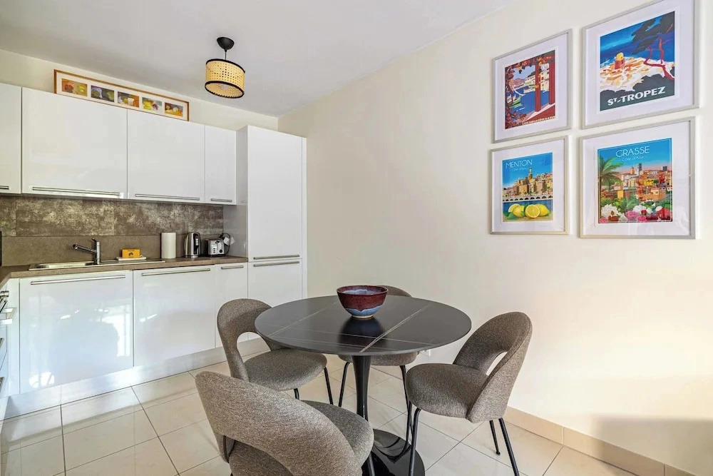 Spacious Apartment a/c 1br/4p - With Pool