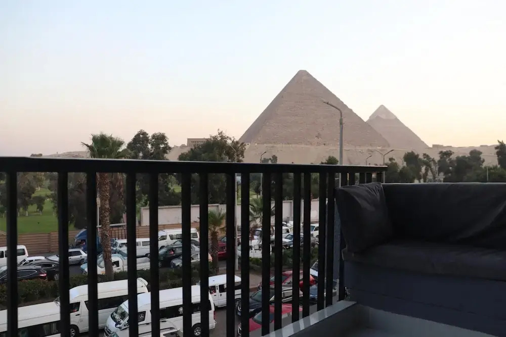 Onyx Pyramids Boutique Hotel