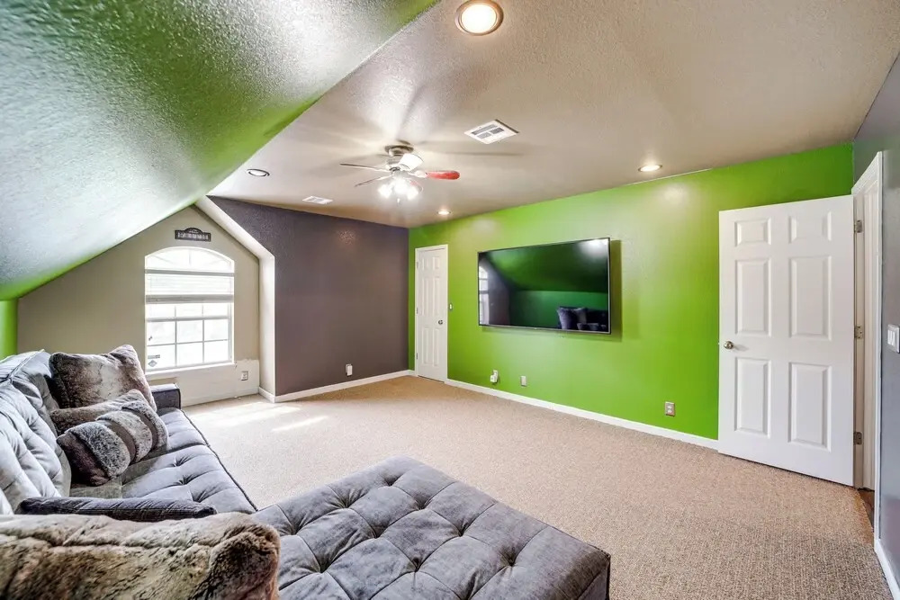 'peace & Tranquility' Home, 2 Mi to Downtown Tulsa