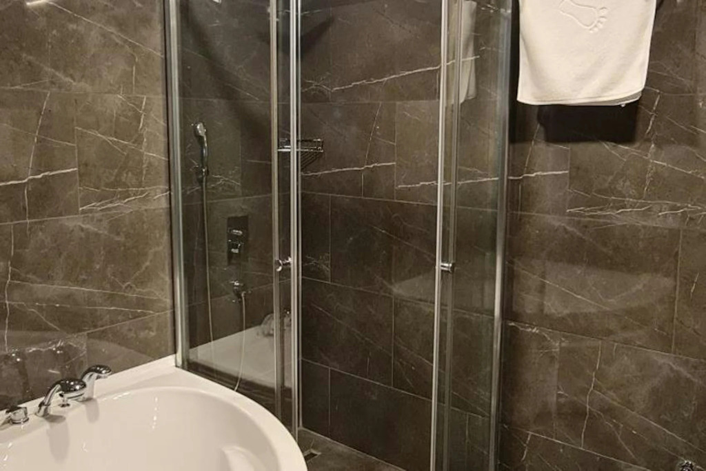 Отель Premier Inn Sakarya