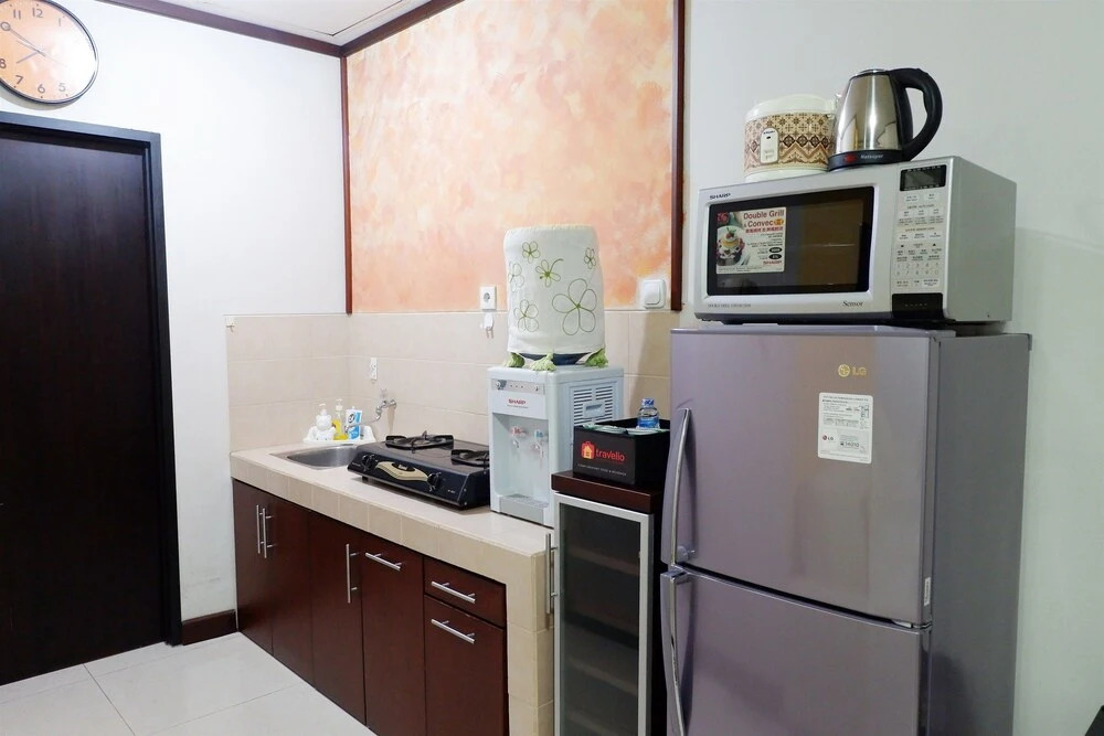 1BR City View Apartment at Cosmo Mansion