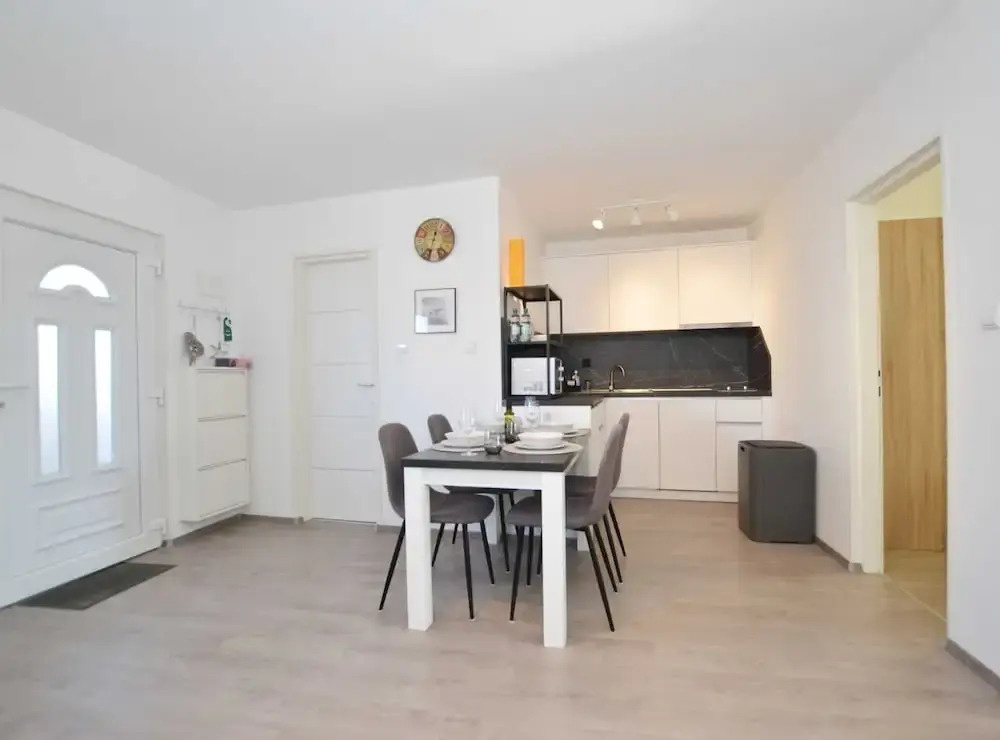 Tranquil and Bright Apartment With Loggia