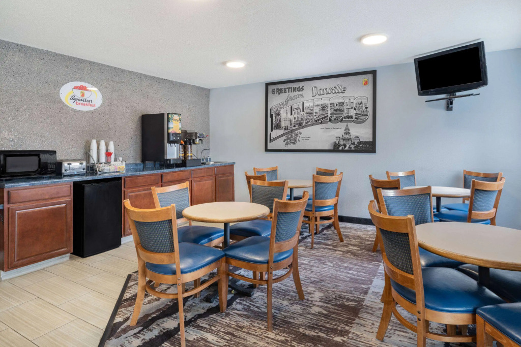 Super 8 by Wyndham Danville
