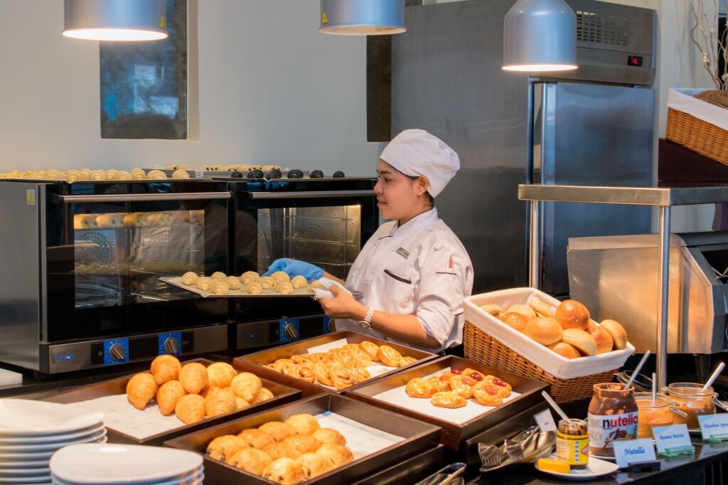 Cape Sienna Phuket Gourmet Hotel & Villas - SHA Extra Plus
