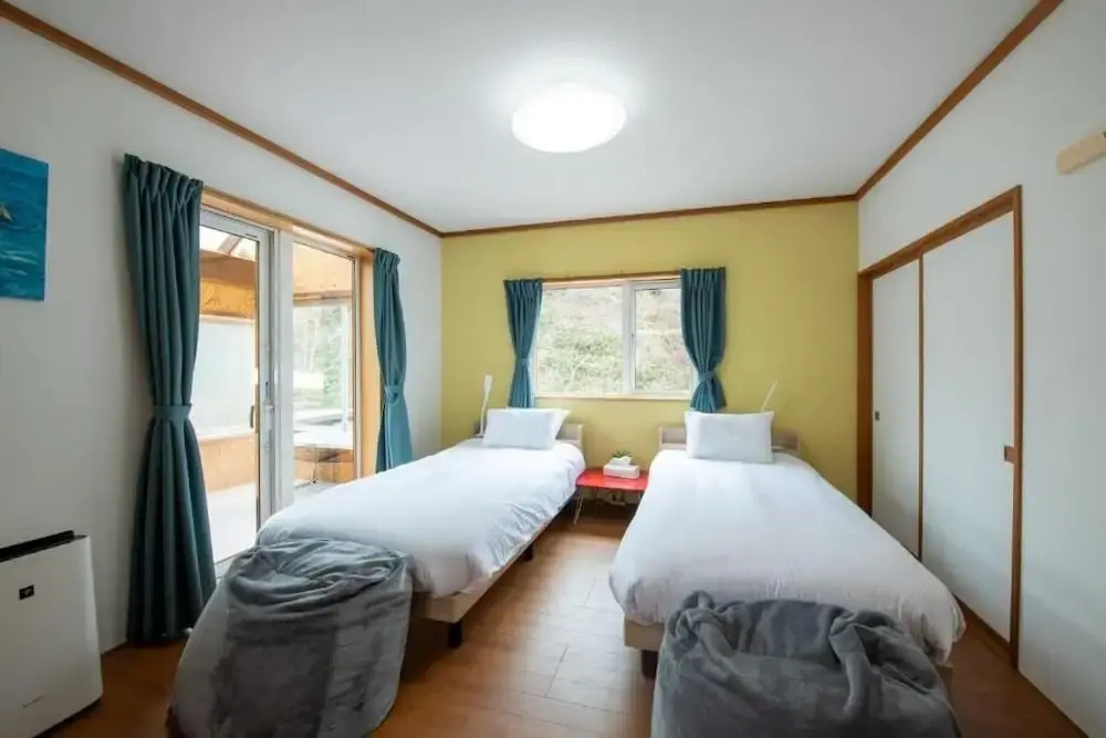 Lake Toya Terrace House