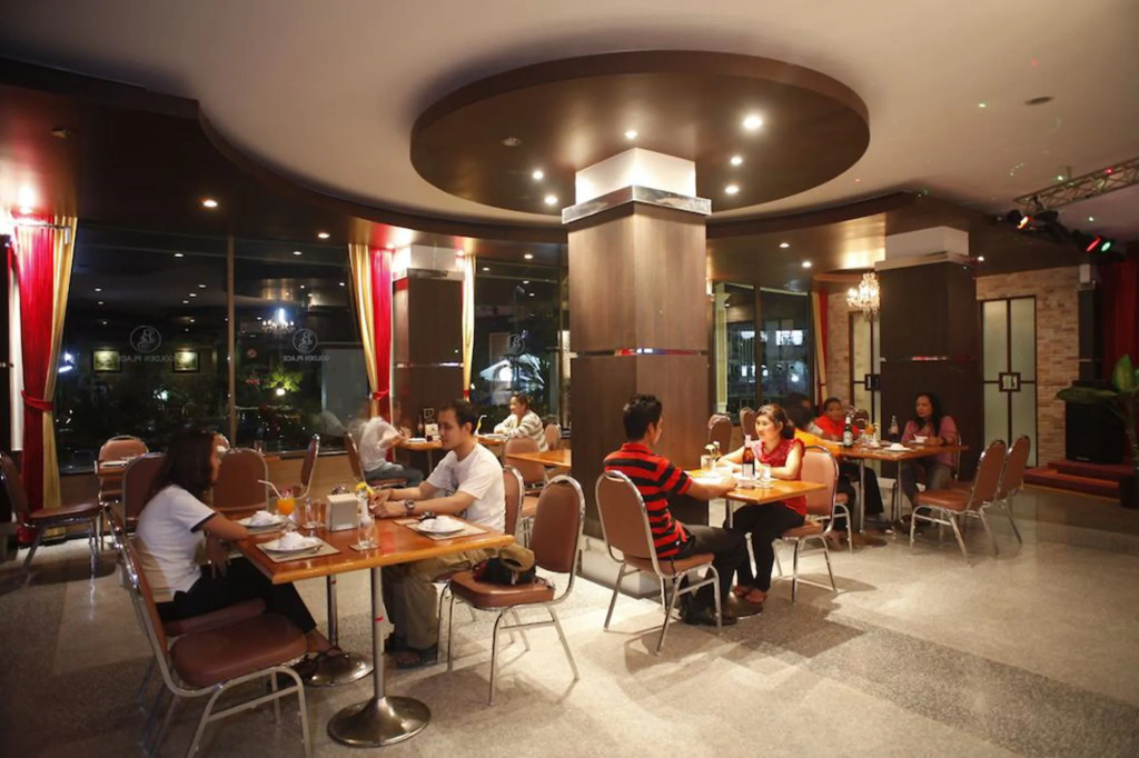 Boon Siam Hotel