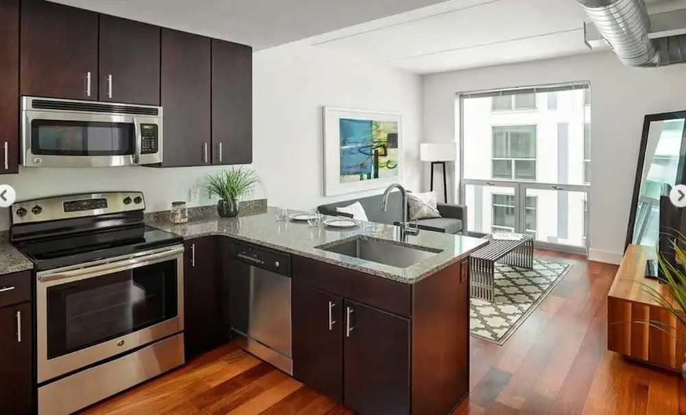 2br Fully Furnished Apartment In Downtown - Great Location 2 Bedroom Apts by RedAwning