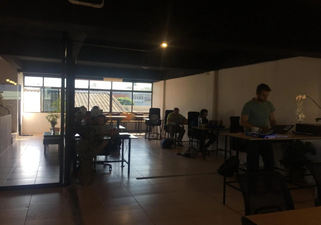 In The City Co-Living & Co-Working Space - Hostel