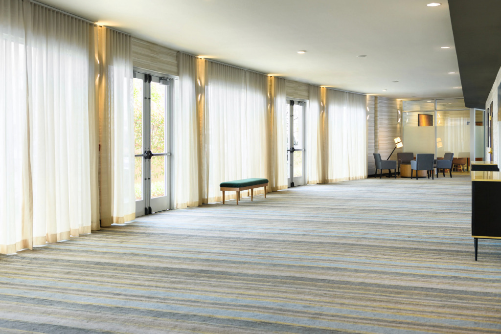 Holiday Inn & Suites Oakland - Airport by IHG
