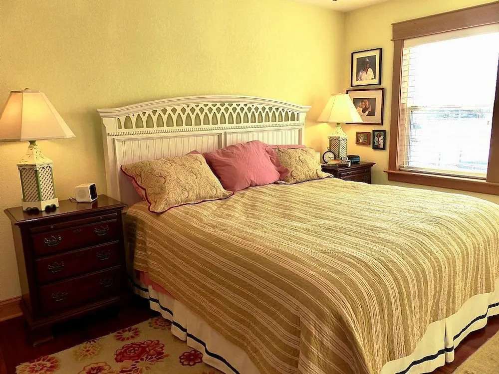 Heaven on Ocracoke 2 Bedrooms 2 Bathrooms Home