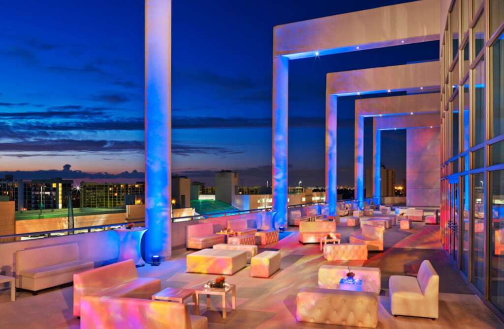 Signia by Hilton Diplomat Beach Resort