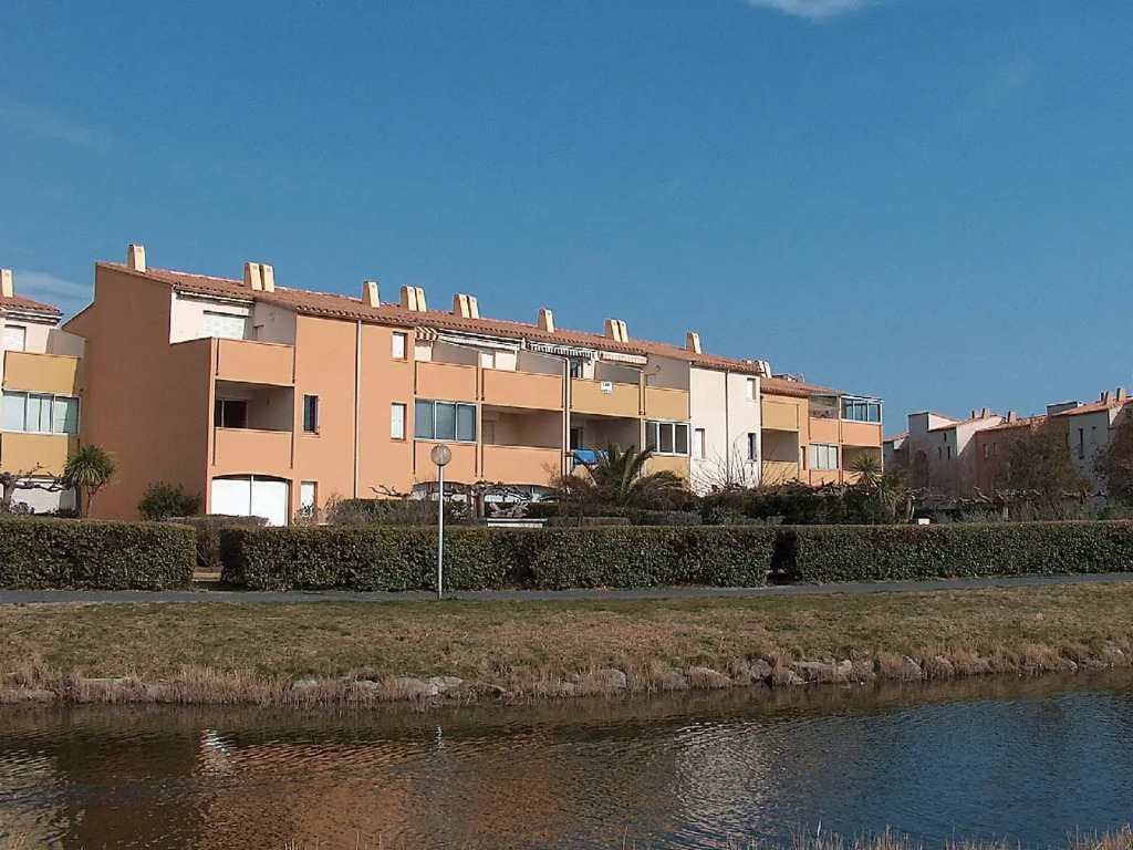 Apartment Les terrasses de la Plage-1 by Interhome