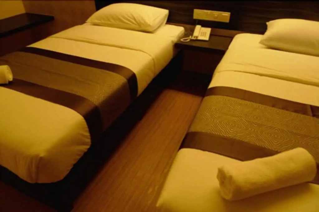 Hotel Austin Paradise