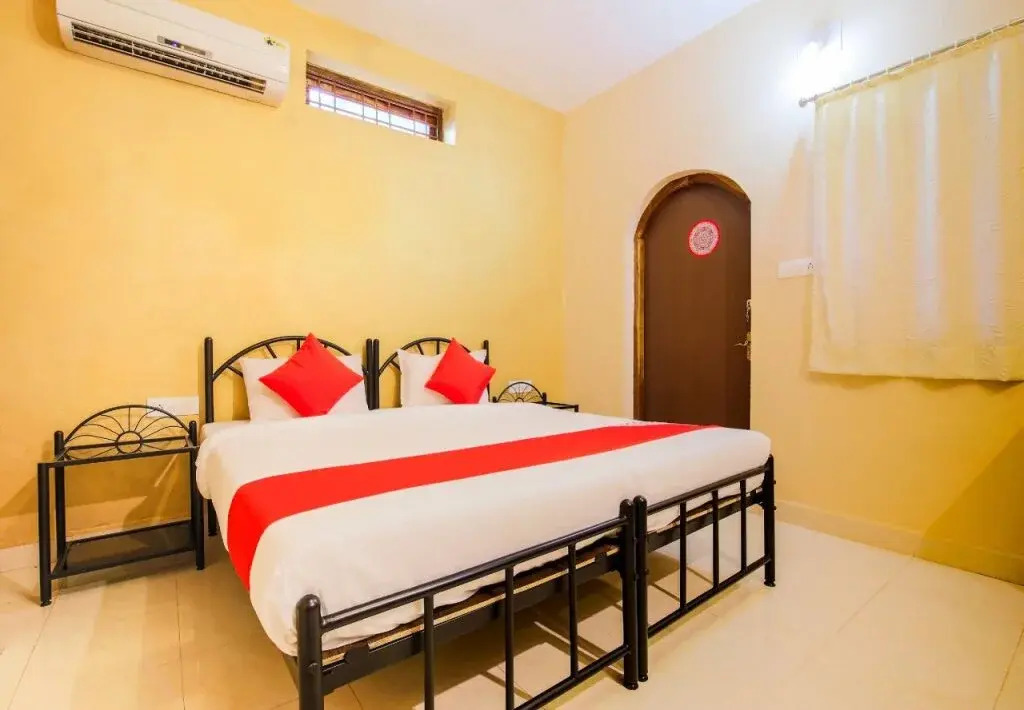Rose Garden Standard Rooms by OYO Rooms
